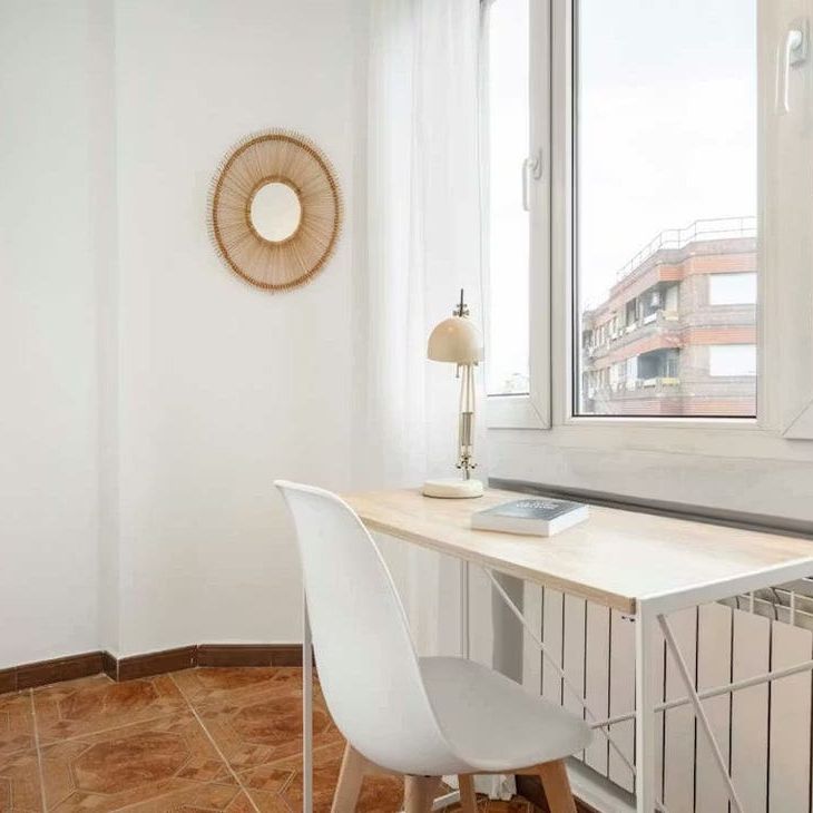 Calle de Bravo Murillo, Madrid, Community of Madrid 28020 - Photo 1