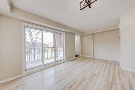 For Lease - 5625 Oscar Peterson Boulevard Unit# 1, Mississauga, Ontario - Photo 3