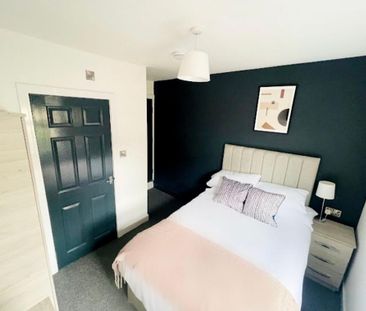 1 bedroom in a house share to rent - Photo 1