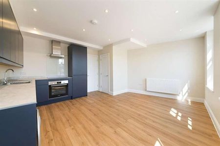 High Street, Epsom, KT19 - Photo 5