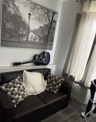 Room in a Shared House, Millpond Estate, SE16 - Photo 1