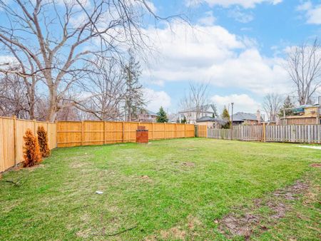 For Lease - 79 Brookhaven Drive, Toronto, Ontario - Photo 4