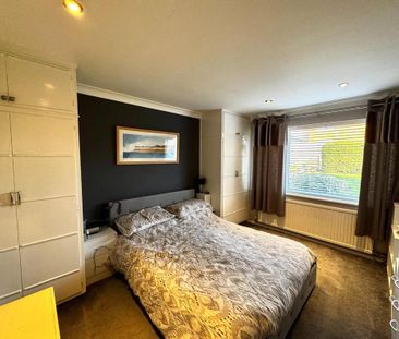 2 bedroom semi-detached bungalow to rent - Photo 1