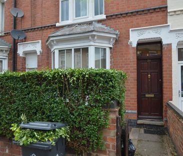 4 bedroom terraced house to rent - Photo 1