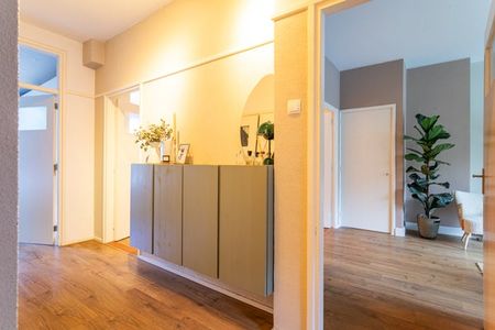 Te huur: Appartement Emmastraat 110 in Den Haag - Photo 2