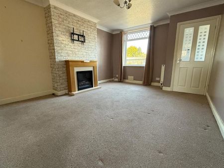 2 bedroom terraced house to rent - Photo 4