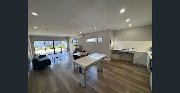 Kitchenette & Ensuite in bedrooms - Photo 1