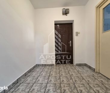 Apartament doua camere,Zona Uta - Fotografie 4
