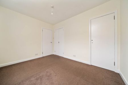 Price £1,250 pcm - Available Now - Unfurnished - Photo 4
