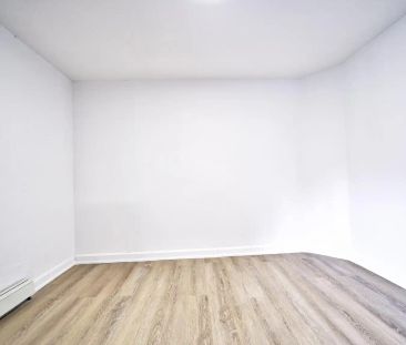 1046 Lofts — 1 Bedroom - Photo 1