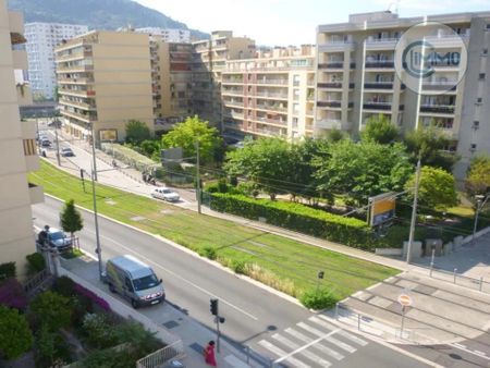 Studio Moderne avec Vue Dégagée à Nice – Quartier Hôpital Pasteur - Photo 3