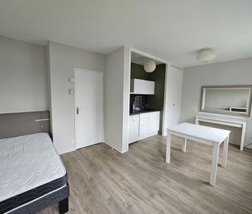 Location Appartement 1 pièce 26m² ANGERS 49000 - Photo 4
