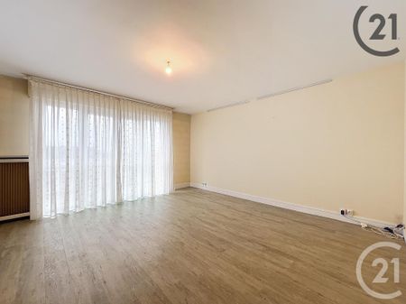 Location Appartement 1 pièce 38m² TROYES 10000 - Photo 5