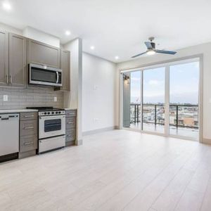 Vantage Studios! BRAND NEW BUILDING 1st floor - Photo 2