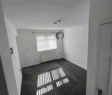 2 Bed Semi-Detached House, Sutton Approach, LS14 - Photo 1