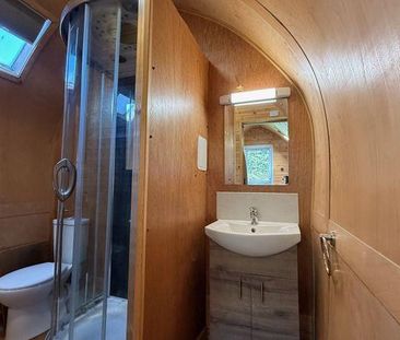 1 bedroom lodge to rent - Photo 2