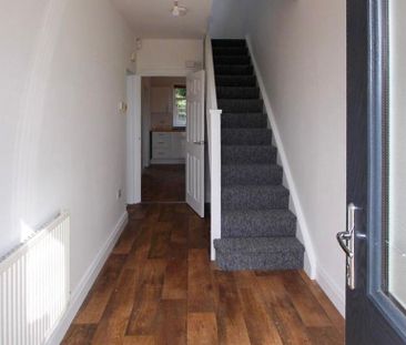 3 bedroom end of terrace house to rent - Photo 6
