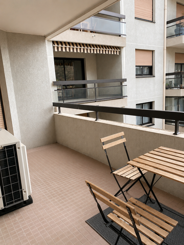 Location Appartement 5 pièces 100m² LYON 5ème - Photo 4