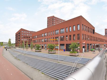 - Den Haag, Simon Carmiggelthof - Photo 2