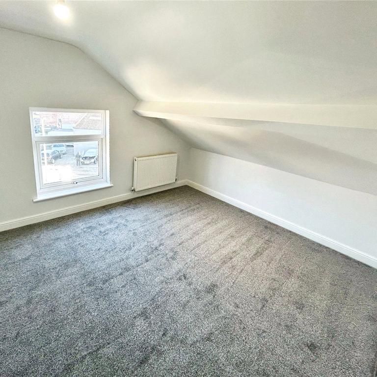 2 bedroom maisonette to rent - Photo 1