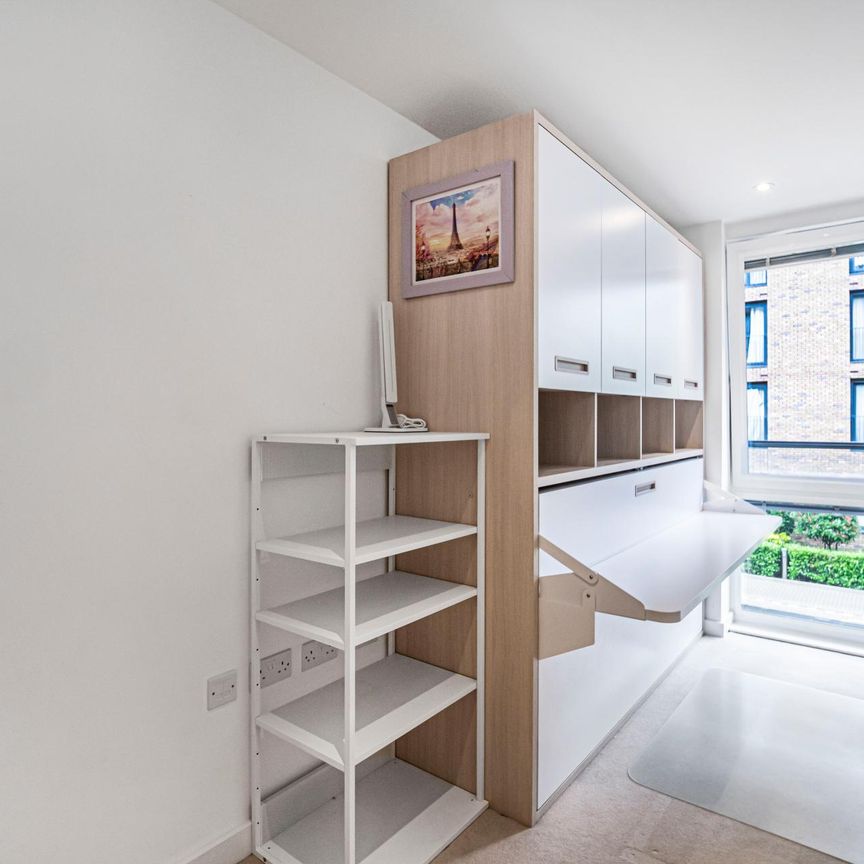 Endeavour House, Ashton Reach - Photo 1