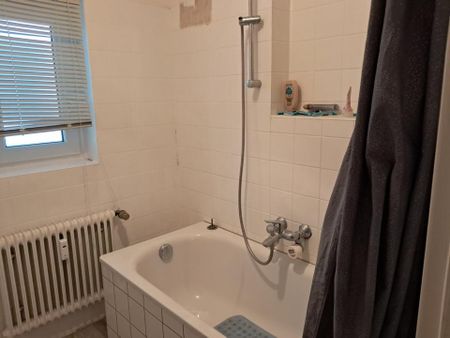 Vielseitig nutzbare 3-Zi. Einheit Ideal als Büro, oder Wohnung - Photo 3