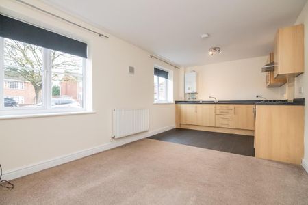 1 bedroom ground floor flat to rent - Photo 3