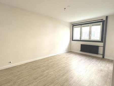 Appartement - 1 pièce - 30 m² - Saint-Étienne - Photo 3