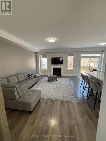 65 CONARTY CRESCENT E - Photo 3