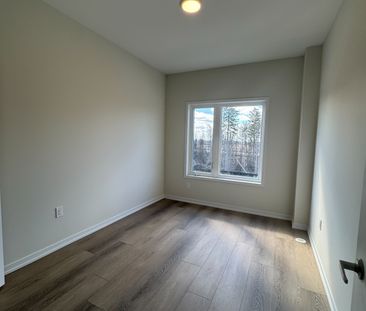 For Lease - 1400 19th Ave Avenue, Richmond Hill, Ontario - Photo 1