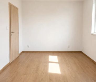 Pronájem bytu 2+kk 45 m - Fotografie 2