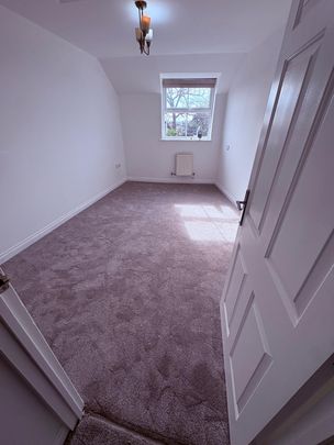Arklay Close, Uxbridge, UB8 3WP - Photo 1