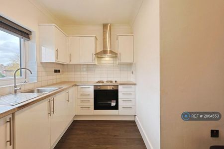 1 bedroom flat to rent - Photo 5