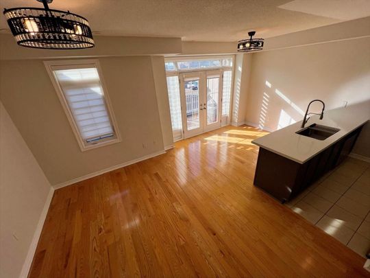 For Lease - 2435 Greenwich Drive Unit# 54, Oakville, Ontario - Photo 1