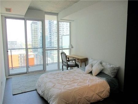 For Lease - 88 Blue Jays Way Unit# 2210, Toronto, Ontario - Photo 3