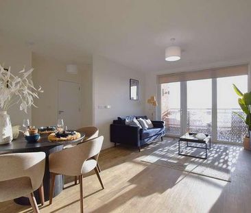 Elmsleigh Road, Staines-upon-thames, Surrey, TW18 - Photo 2