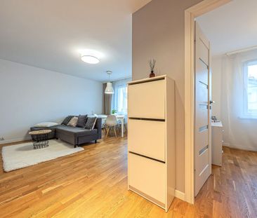 Przytulne 2 pokojowe mieszkanie w Rumii - Zdjęcie 2