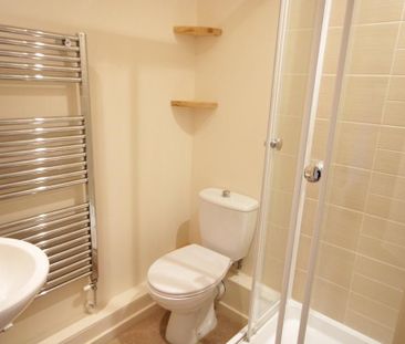 2 bedroom apartment to rent - Photo 3