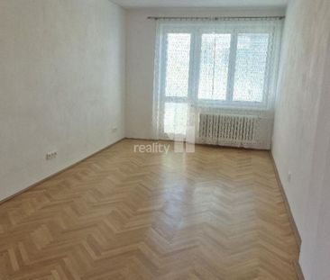 Pronájem bytu 2+1 55 m2 - Fotografie 1