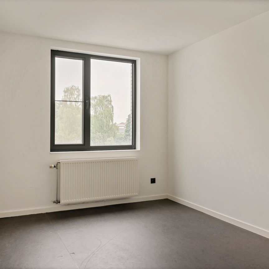 Uitstekende appartement met 3 slpk., 2 bdk. in Oud-Turnhout - Photo 1