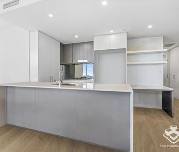 6th Floor Best 2 Bed 2 Bath Units in Toowong! - Photo 5