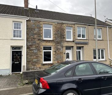 3 bedroom terraced house to rent - Photo 4