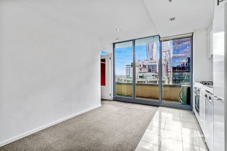 2604/8 Downie Street, Melbourne - Photo 5