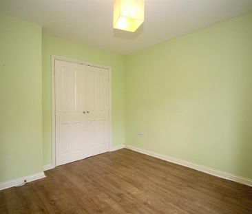 4 bedroom terraced house to rent - Photo 1