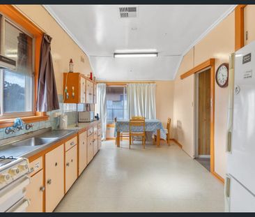 25 Campbell Road, Elizabeth Downs, SA 5113 - Photo 5