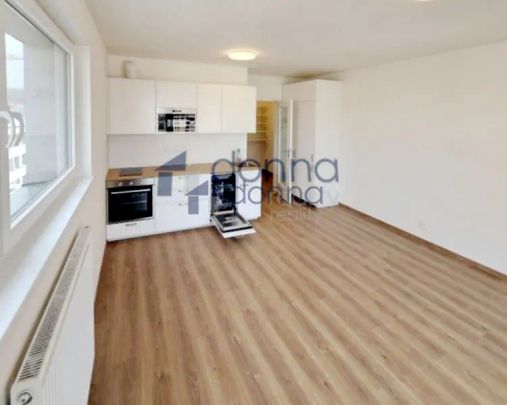 Pronájem bytu 1+kk(B, 33 m - Photo 1