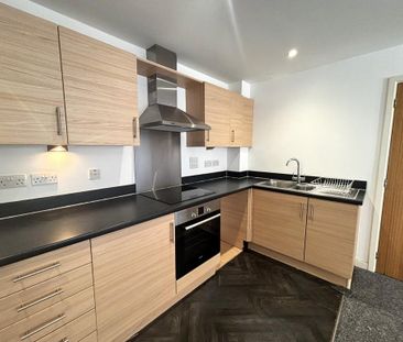 2 bedroom flat to rent - Photo 3