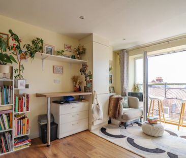 1 Bedroom Flat - Photo 1