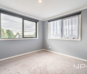 1/25 Meredith Street, BROADMEADOWS - Photo 2