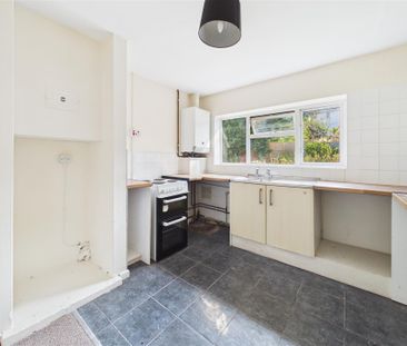 2 bedroom Maisonette to rent - Photo 6